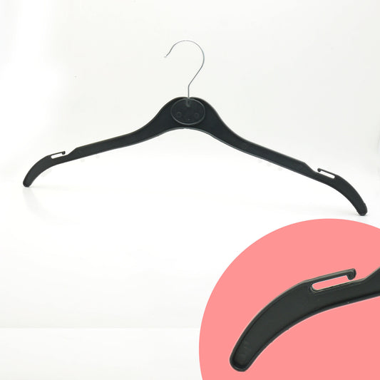 Black Plastic Hangers - D41